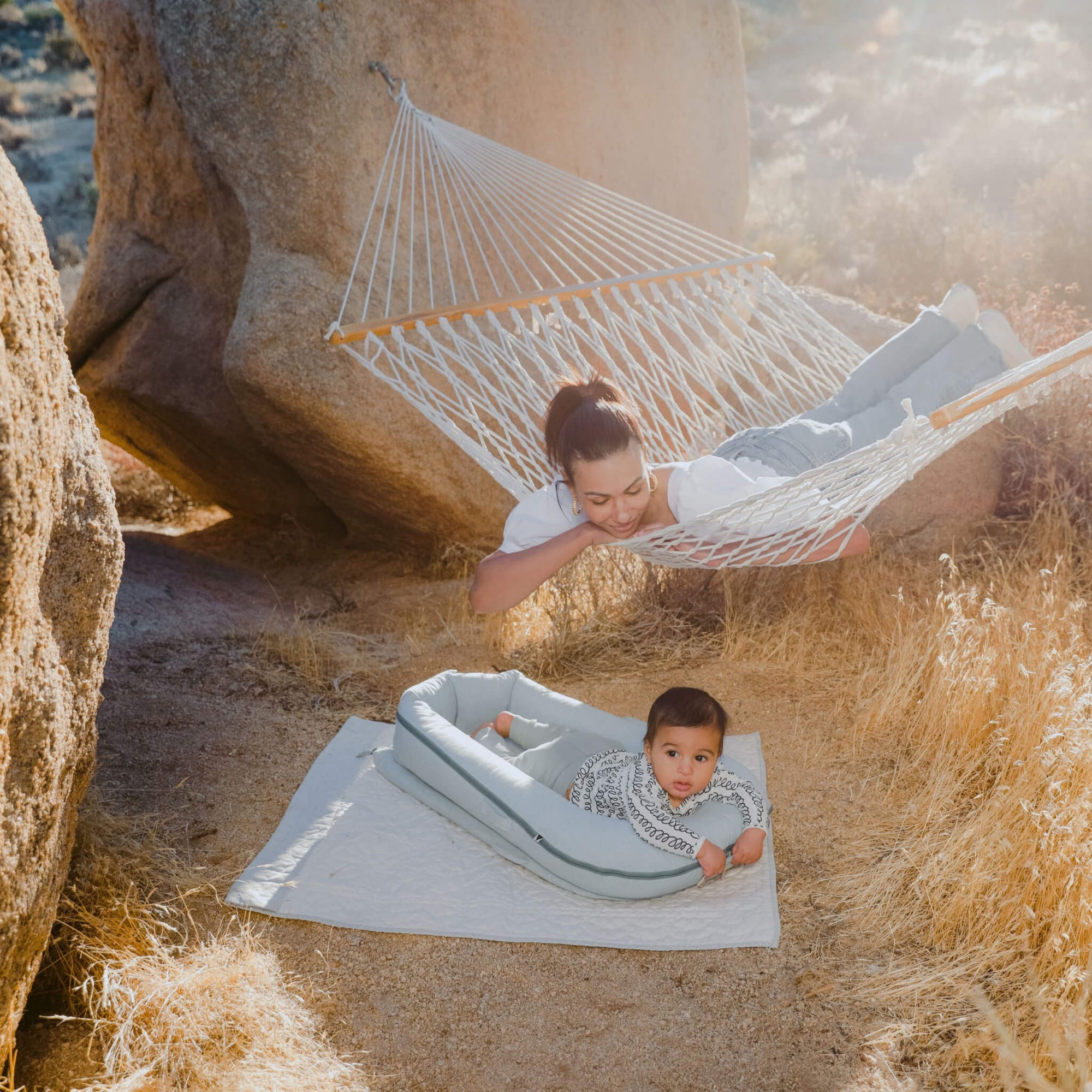 Deluxe+ Dock - Marine Chambray